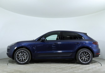 Подержанный автомобиль Porsche Macan 2015 года (9 фото)
