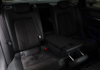 Подержанный автомобиль Audi A6 Sedan 2018 года (29 фото)