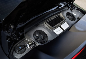 Подержанный автомобиль Porsche 911 Coupe 2016 года (17 фото)