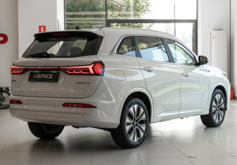 Новый Evolute i-SPACE 2025 (6 фото)