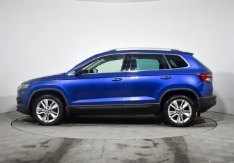 Подержанный автомобиль Skoda Karoq 2020 года (8 фото)
