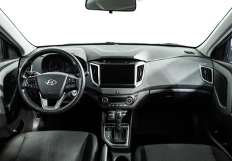 Подержанный автомобиль Hyundai Creta 2017 года (13 фото)