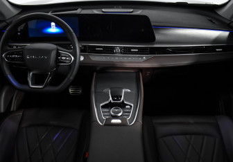 Подержанный автомобиль Chery Tiggo 8 Pro Max 2024 года (17 фото)