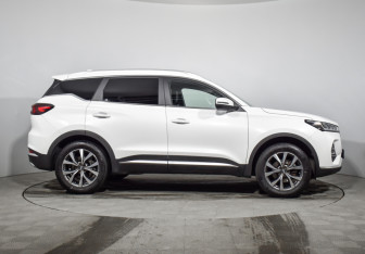 Подержанный автомобиль Chery Tiggo 7 Pro 2022 года (4 фото)