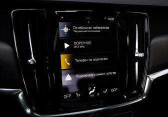 Подержанный автомобиль Volvo S90 2021 года (16 фото)