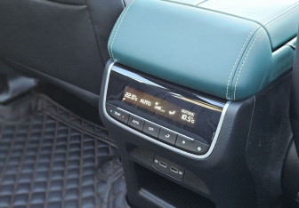 Подержанный автомобиль GAC GS8 2024 года (18 фото)
