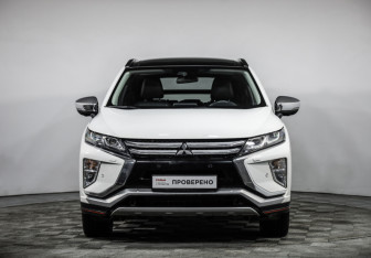 Подержанный автомобиль Mitsubishi Eclipse Cross 2018 года (2 фото)