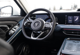 Подержанный автомобиль Voyah Free 2024 года (20 фото)