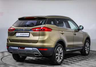 Подержанный автомобиль Geely Atlas 2021 года (5 фото)