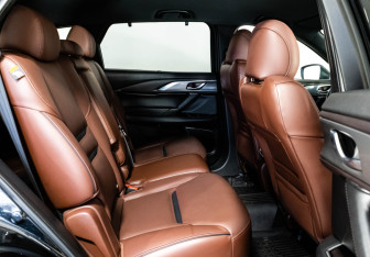 Подержанный автомобиль Mazda CX-9 2019 года (18 фото)