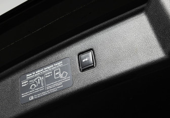 Подержанный автомобиль Infiniti QX50 2018 года (25 фото)