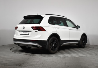 Подержанный автомобиль Volkswagen Tiguan 2020 года (5 фото)