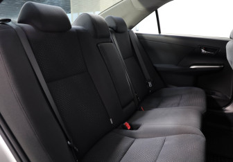 Подержанный автомобиль Toyota Camry Sedan 2014 года (19 фото)