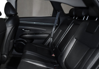 Подержанный автомобиль Hyundai Tucson 2022 года (12 фото)
