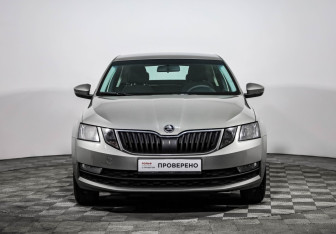Подержанный автомобиль Skoda Octavia Liftback 2018 года (2 фото)