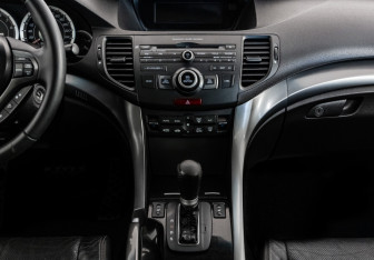 Подержанный автомобиль Honda Accord Sedan 2011 года (12 фото)