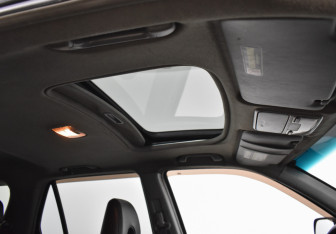 Подержанный автомобиль Honda CR-V 2004 года (14 фото)