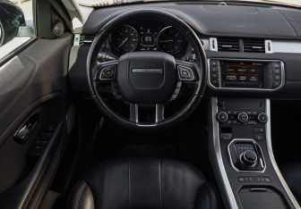 Подержанный автомобиль Land Rover Range Rover Evoque 2018 года (13 фото)