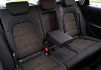 Подержанный автомобиль Audi Q5 2014 года (23 фото)