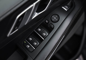 Подержанный автомобиль BMW X5 2019 года (27 фото)