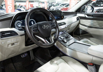 Подержанный автомобиль Hyundai Palisade 2021 года (17 фото)