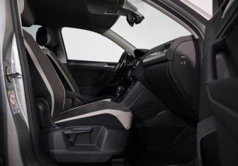 Подержанный автомобиль Volkswagen Tiguan 2019 года (22 фото)