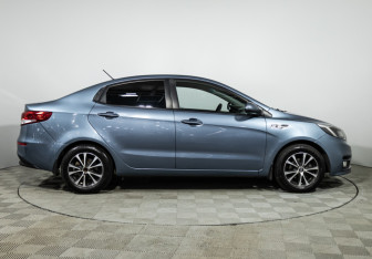 Подержанный автомобиль Kia Rio Sedan 2015 года (4 фото)