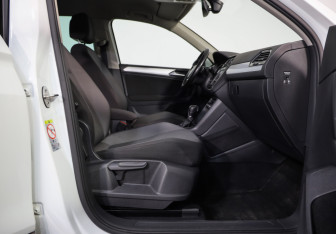 Подержанный автомобиль Volkswagen Tiguan 2017 года (22 фото)