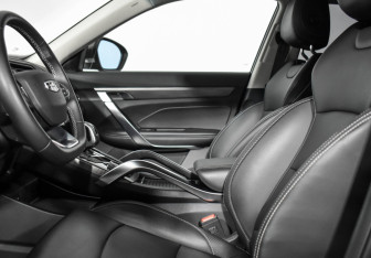 Подержанный автомобиль Geely Atlas Pro 2023 года (13 фото)