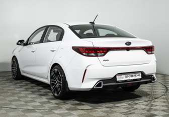 Подержанный автомобиль Kia Rio Sedan 2021 года (7 фото)