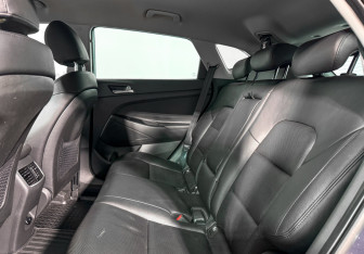 Подержанный автомобиль Hyundai Tucson 2019 года (12 фото)