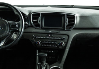 Подержанный автомобиль Kia Sportage 2016 года (14 фото)