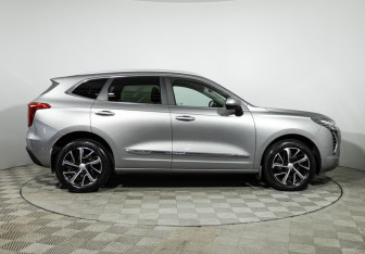 Подержанный автомобиль Haval Jolion 2021 года (4 фото)