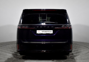 Подержанный автомобиль Voyah Dream 2023 года (6 фото)