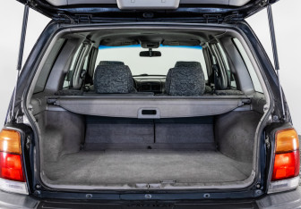 Подержанный автомобиль Subaru Forester Suv 1999 года (15 фото)