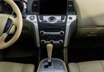 Подержанный автомобиль Nissan Murano Suv 2010 года (13 фото)