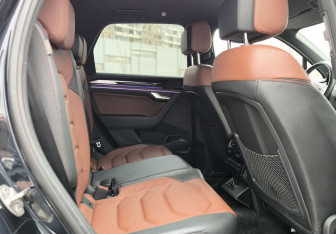 Подержанный автомобиль Volkswagen Touareg 2019 года (17 фото)