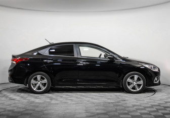 Подержанный автомобиль Hyundai Solaris Sedan 2018 года (4 фото)