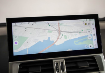 Подержанный автомобиль Toyota Land Cruiser Prado 2018 года (17 фото)