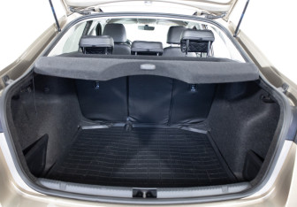 Подержанный автомобиль Skoda Rapid Liftback 2021 года (16 фото)