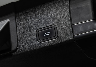 Подержанный автомобиль Geely Tugella 2021 года (28 фото)