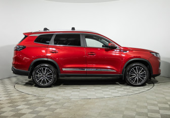 Подержанный автомобиль Chery Tiggo 8 Pro Max 2022 года (4 фото)