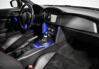 Подержанный автомобиль Subaru BRZ 2015 года (13 фото)