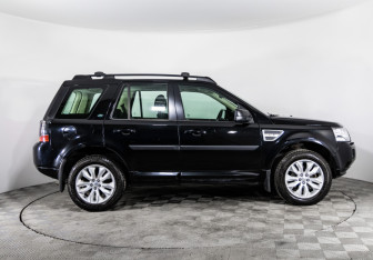 Подержанный автомобиль Land Rover Freelander 2014 года (4 фото)