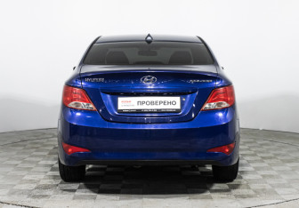 Подержанный автомобиль Hyundai Solaris Sedan 2015 года (6 фото)