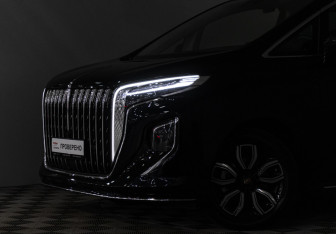 Подержанный автомобиль Hongqi HQ9 2022 года (27 фото)