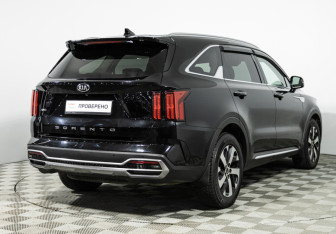 Подержанный автомобиль Kia Sorento 2020 года (5 фото)