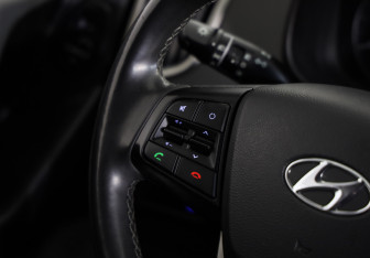 Подержанный автомобиль Hyundai Creta 2019 года (11 фото)