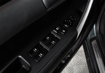 Подержанный автомобиль Kia Sorento 2013 года (10 фото)
