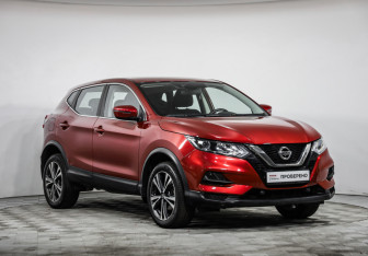 Подержанный автомобиль Nissan Qashqai 2020 года (3 фото)